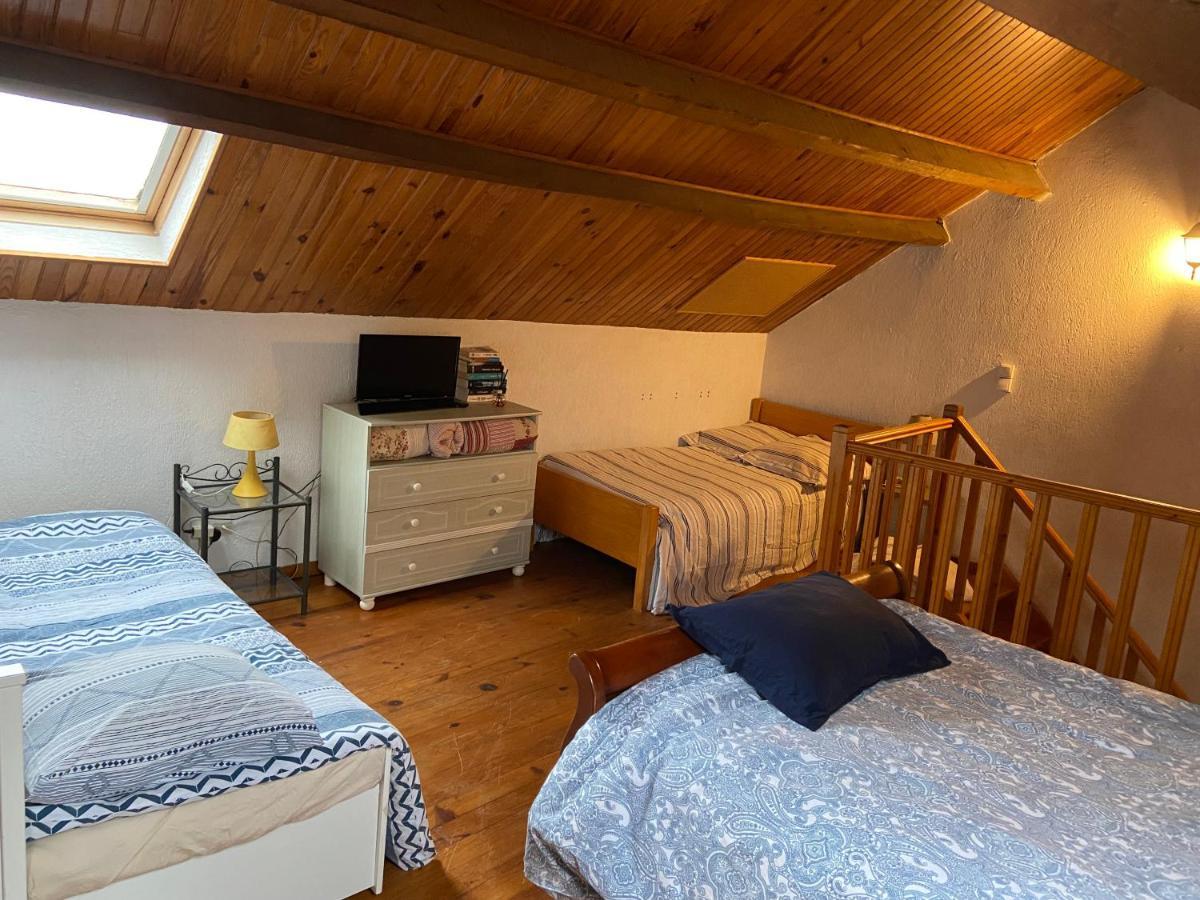 Maison au calme a l'orée du bois. Accès A13-A14 Orgeval  Extérieur photo