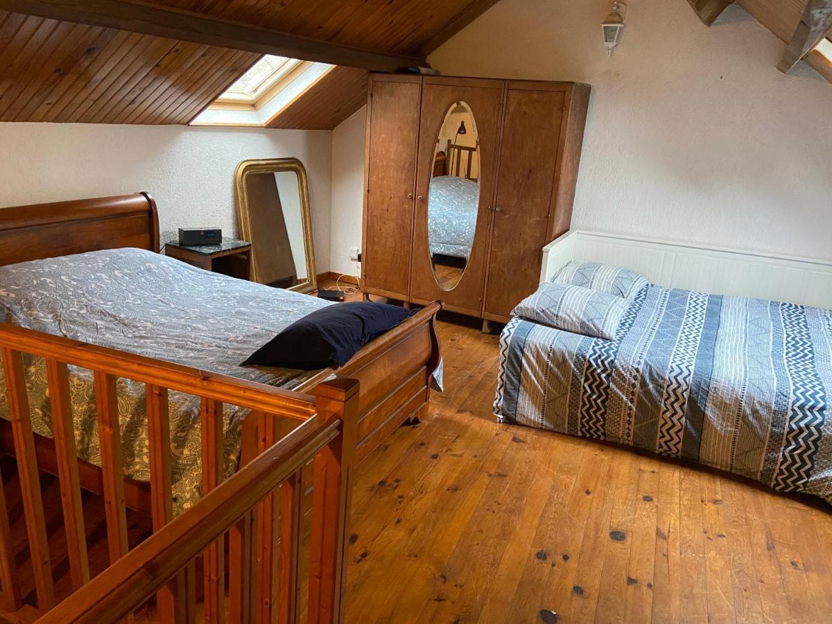 Maison au calme a l'orée du bois. Accès A13-A14 Orgeval  Extérieur photo